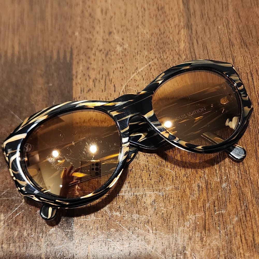 Louis Vuitton L'Avventura Sunglasses Z1130E